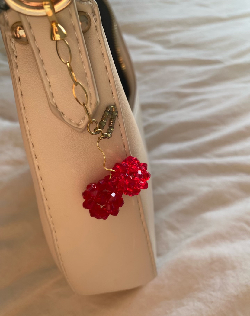 Porte-clés Cherry porté